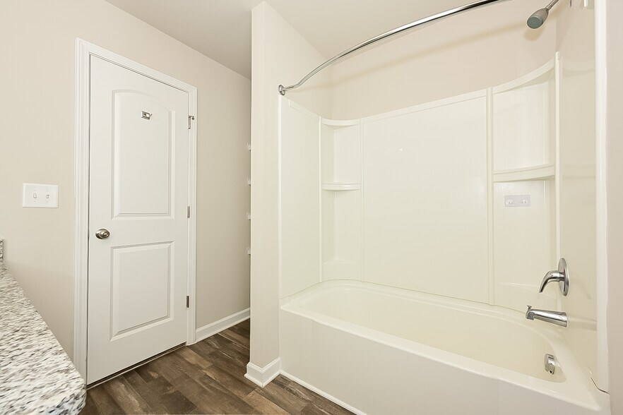 Building Photo - 121 Cold Creek Pkwy