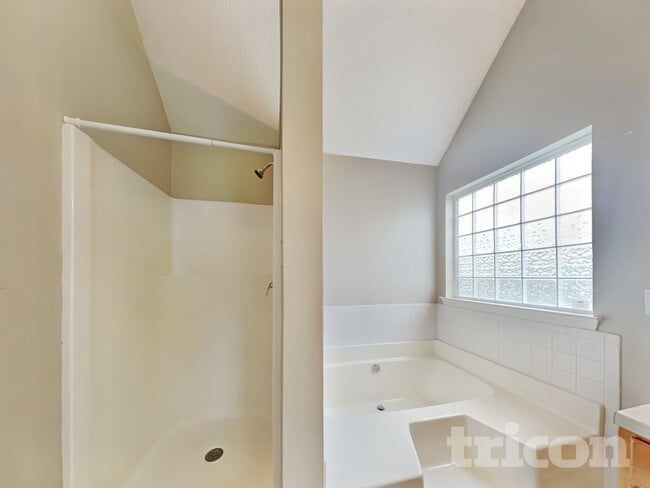 Building Photo - 4348 Persian Ct SW