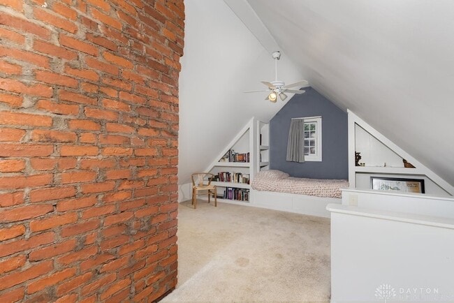 Building Photo - 6512 Park Ln