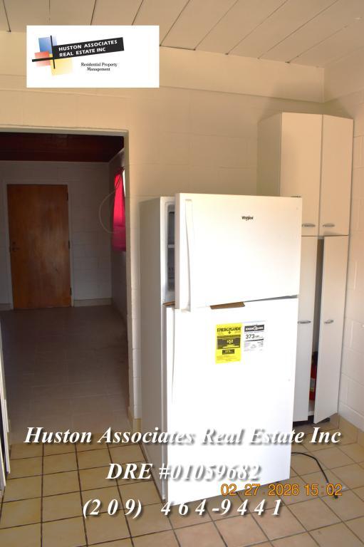 Building Photo - 868 W Euclid Ave