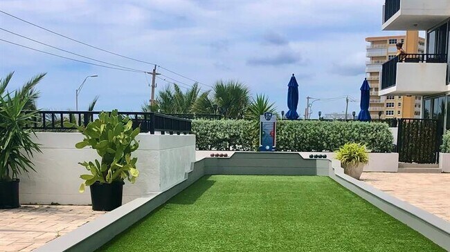 Building Photo - 531 N Ocean Blvd