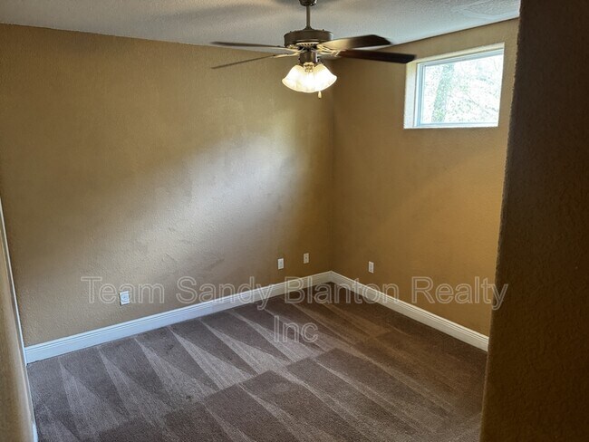 Building Photo - 7071 Lake Joanne Dr