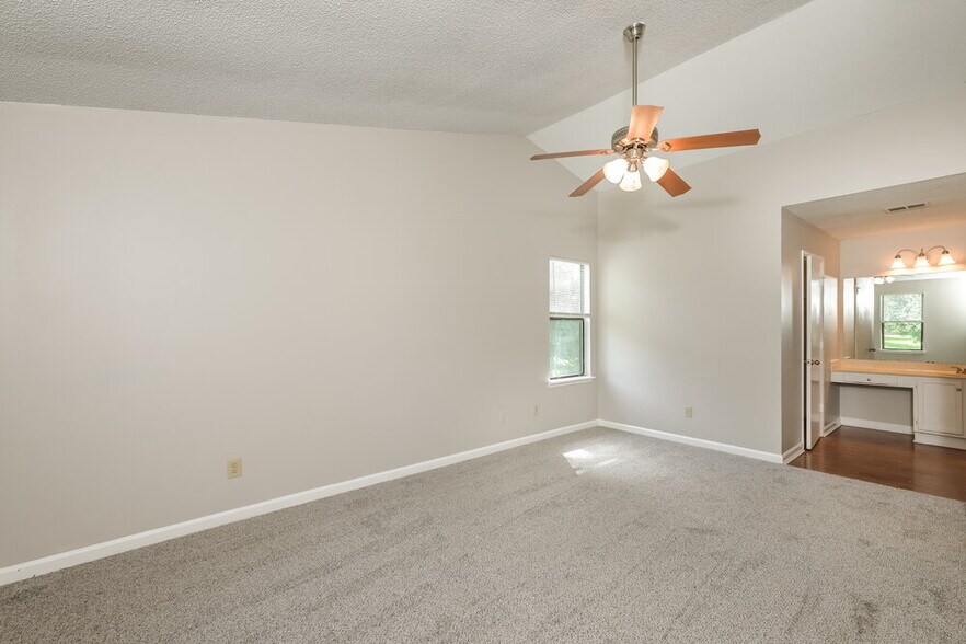 Building Photo - 4977 Terrace Green Trce