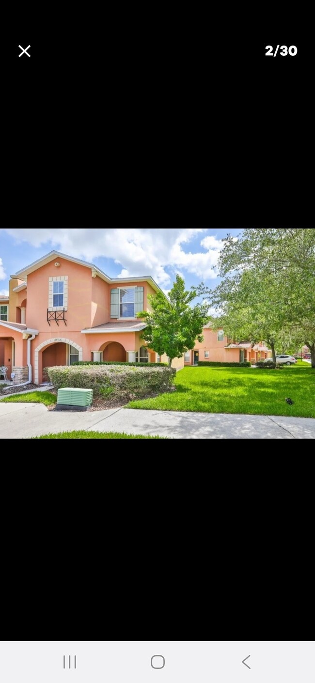 Building Photo - 6932 Hawthorne Trace Ln