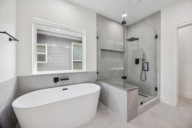 Building Photo - 3719 Lydia St