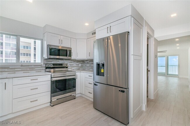 Building Photo - 25870 Hickory Blvd