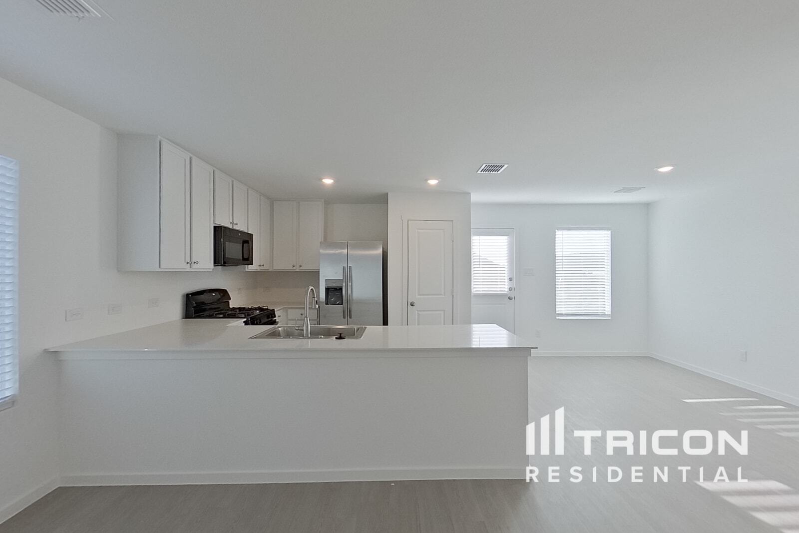 Building Photo - 831 Ginkgo Wy