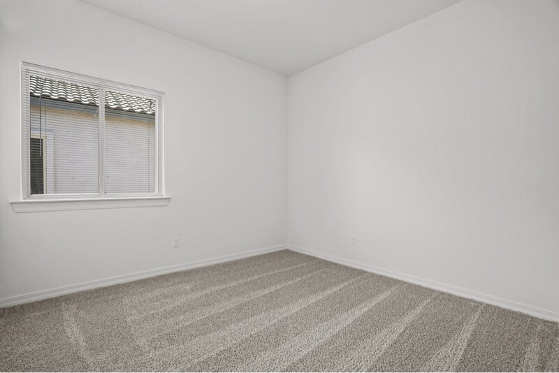 Building Photo - 608 Cedarwood Ave