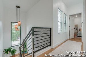 Building Photo - 211 Gibson