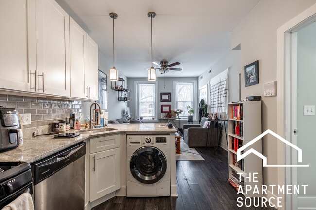 Building Photo - 1433 N Cleaver St