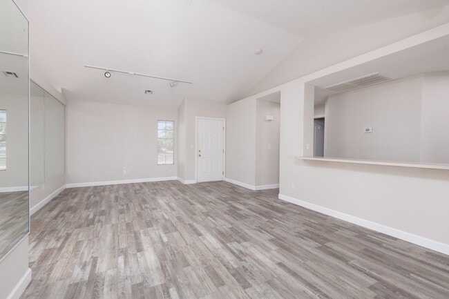 Building Photo - 3-bedroom, 2-bathroom home with a double car garage located in a non-HOA area