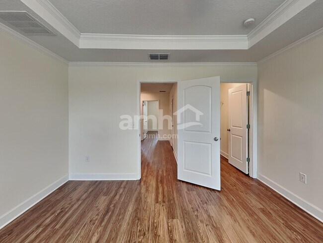 Building Photo - 4647 Reisswood Loop