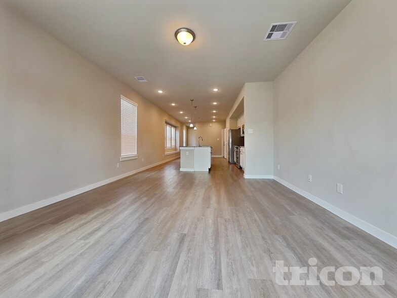 Building Photo - 5159 Klein Orchard Dr