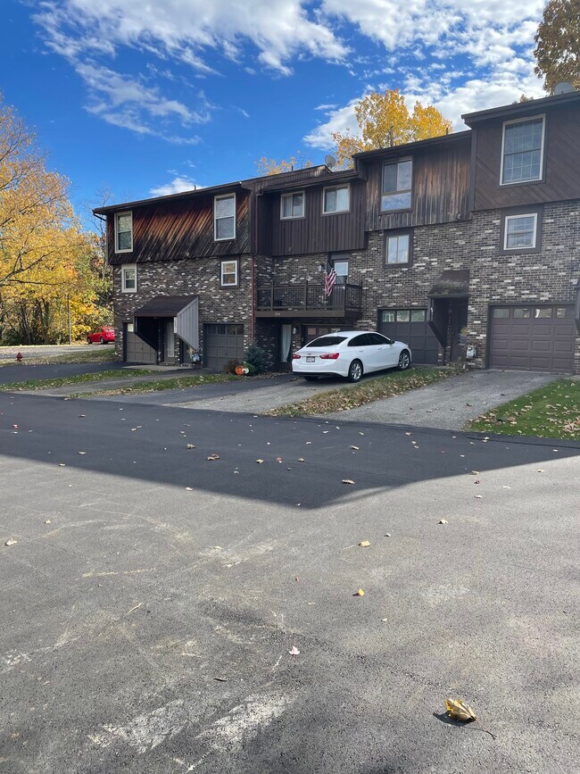 Building Photo - 505 Bayberry Ln