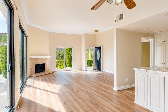 Building Photo - 32355 Saddle Mountain Dr