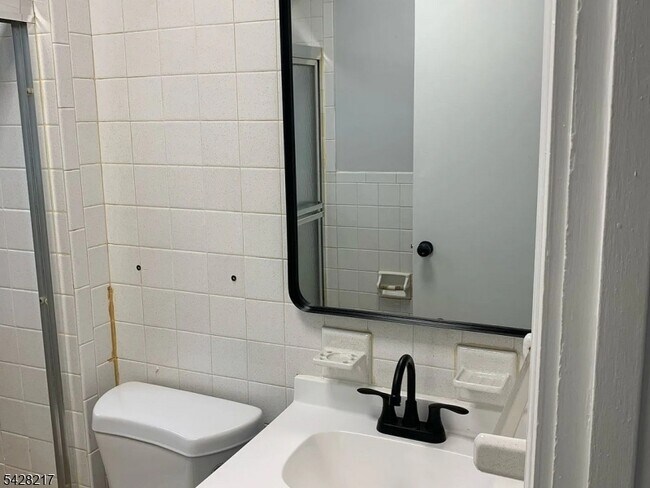 Building Photo - 2144 Evans St