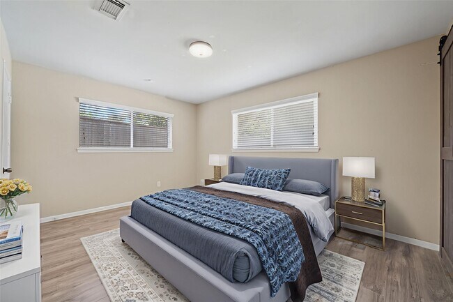 Building Photo - 5826 Spruce Forest Dr