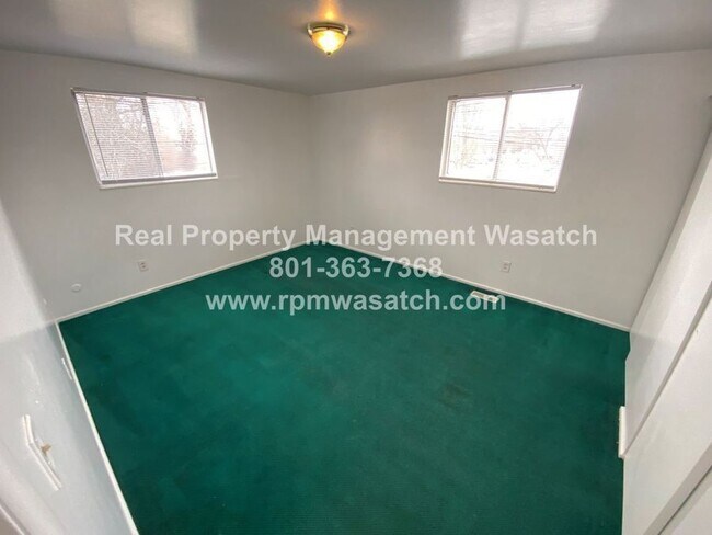 Building Photo - 269 E 5900 S