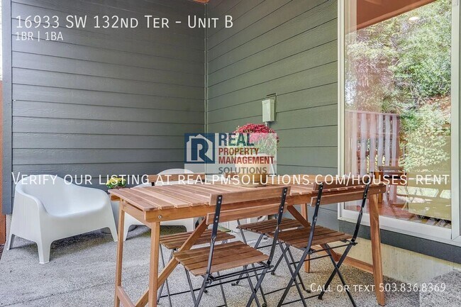 Building Photo - 16933 SW 132nd Terrace