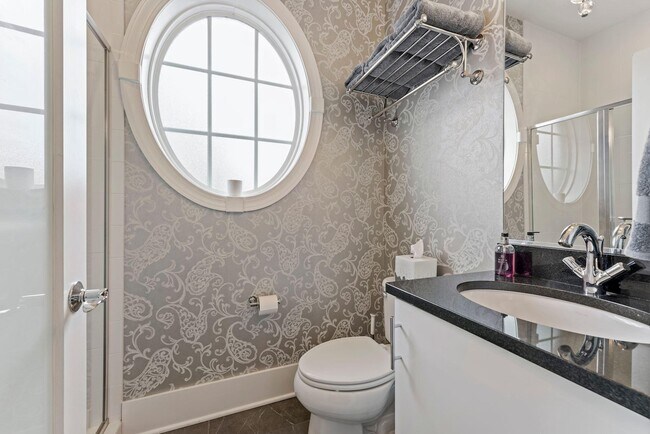 Building Photo - 783 Morton St NW