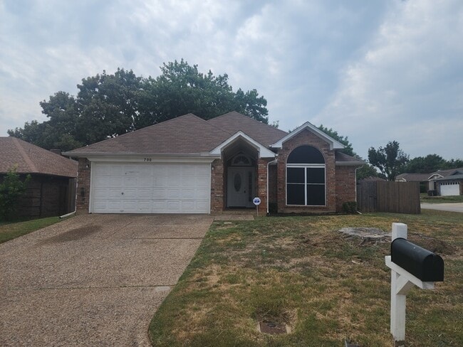 Primary Photo - 700 Cross Ridge Ct