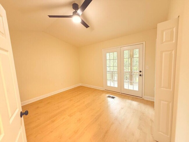 Building Photo - 4553 Great Oak Dr