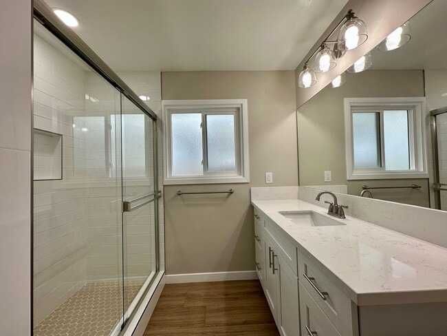 Building Photo - Newly Renovated 2023!! Super close to camp...