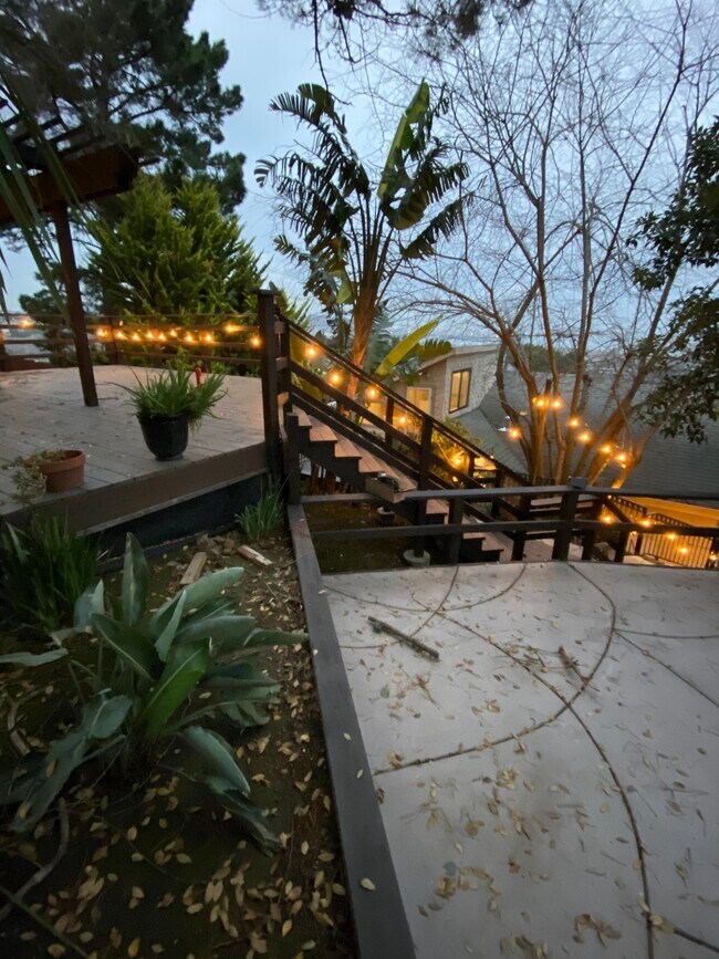 Building Photo - 266 Humboldt Rd