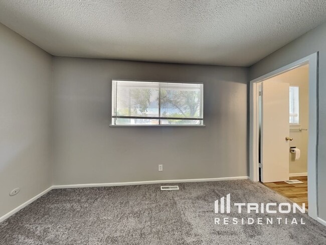 Building Photo - 2830 Judith Ln