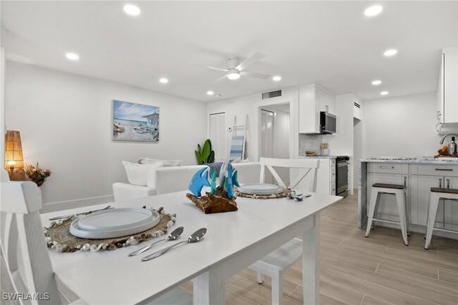 Building Photo - 342 Harbour Dr