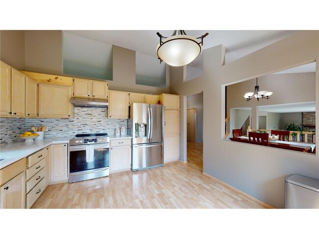 Building Photo - 2079 Woodbridge Way