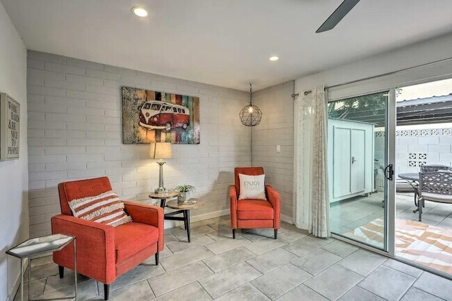 Building Photo - 7720 E Heatherbrae Ave