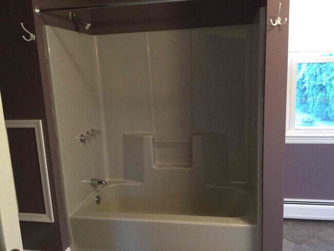 Building Photo - 3820 Chestnut St