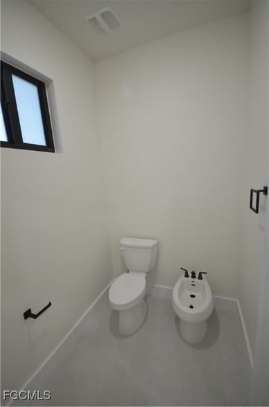 Building Photo - 2416 Diplomat Pkwy W