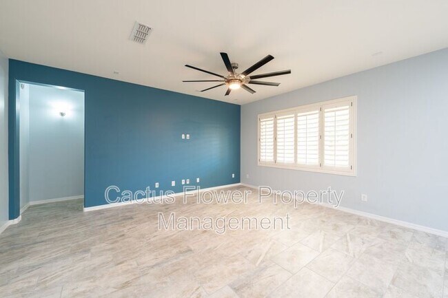 Building Photo - 3943 E Ficus Way