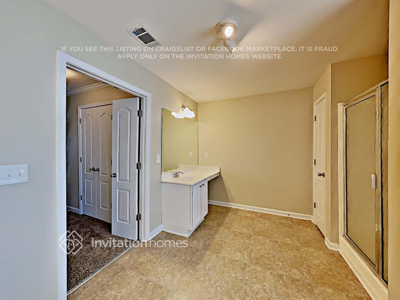 Building Photo - 872 Preserve Park Dr