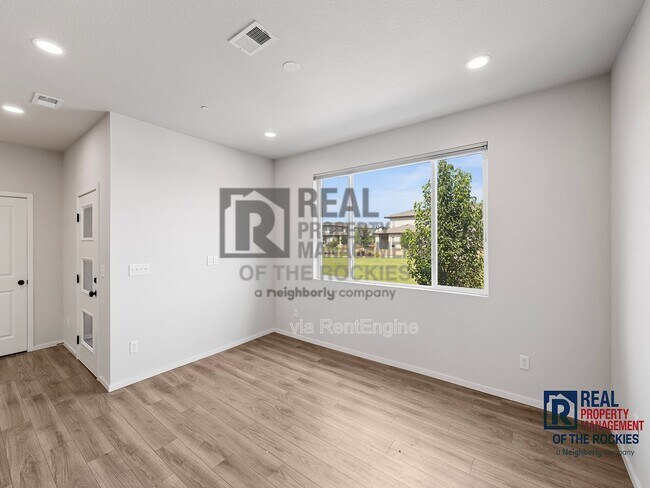 Building Photo - 4804 Denys Dr.