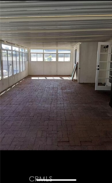 Building Photo - 606 N Eileen Ave