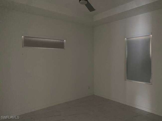 Building Photo - 2632 NW 4th Ave