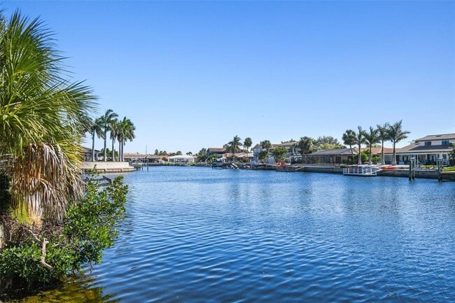 Building Photo - 5050 Porpoise Pl