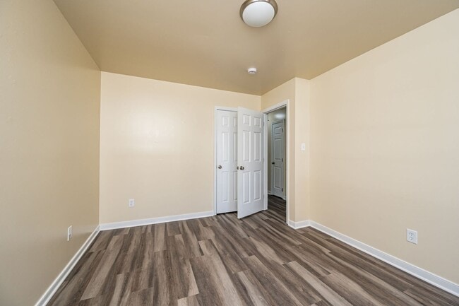 Building Photo - 3 Bedroom Midlothian Home Move In Ready