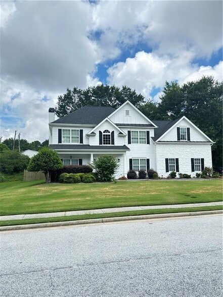 Building Photo - 540 Langley Creek Dr