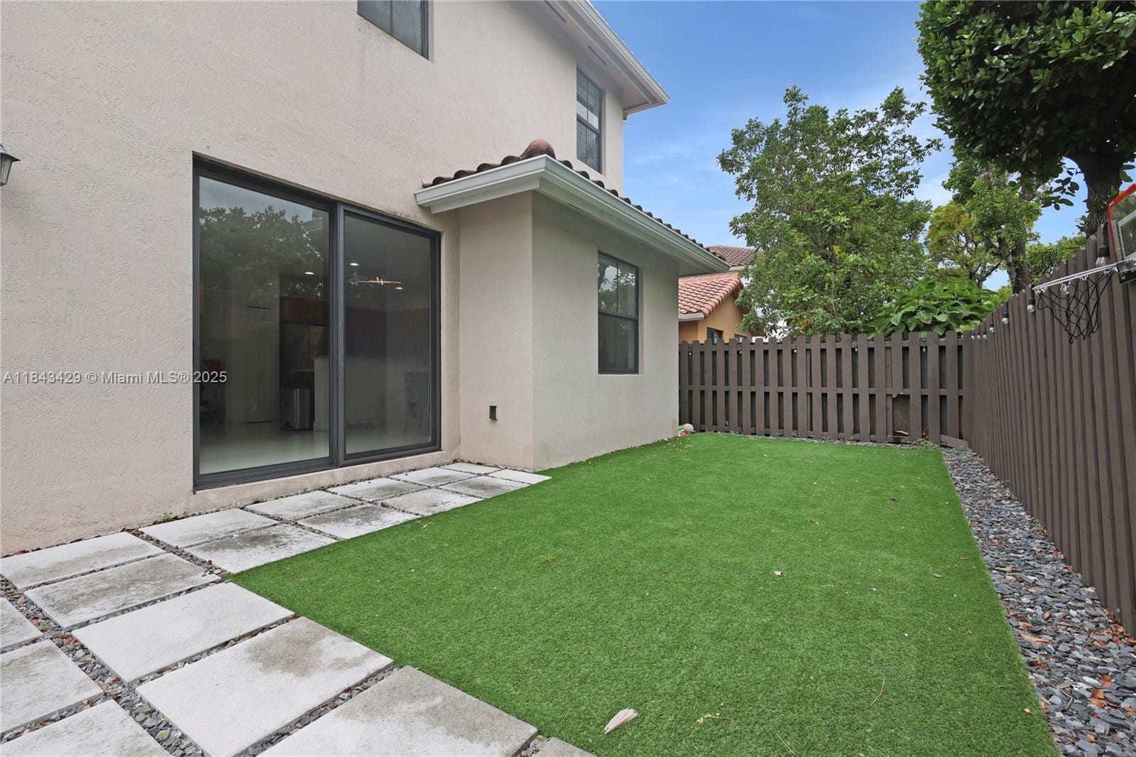 Building Photo - 9955 NW 10th Ter