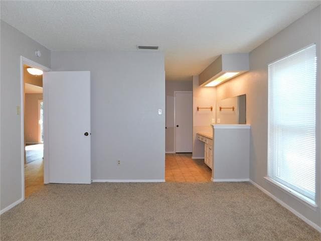 Building Photo - 203 Wildfire Dr