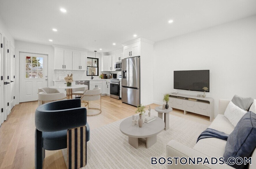 Building Photo - 23 Cedar St