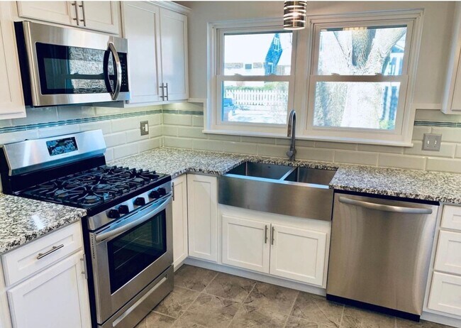 Building Photo - Wyomissing Schools Rental