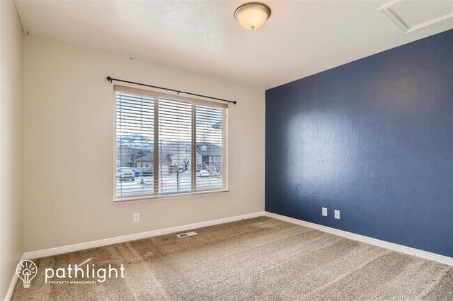 Building Photo - 2555 N 2675 W, Farr West, UT, 84404