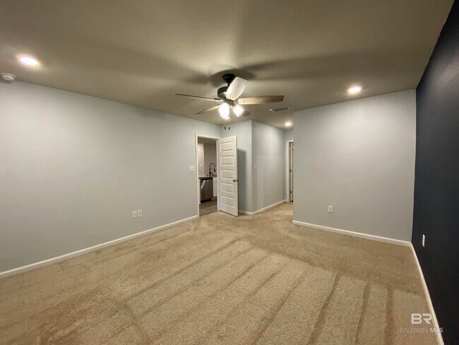 Building Photo - 23916 Avernus Lp