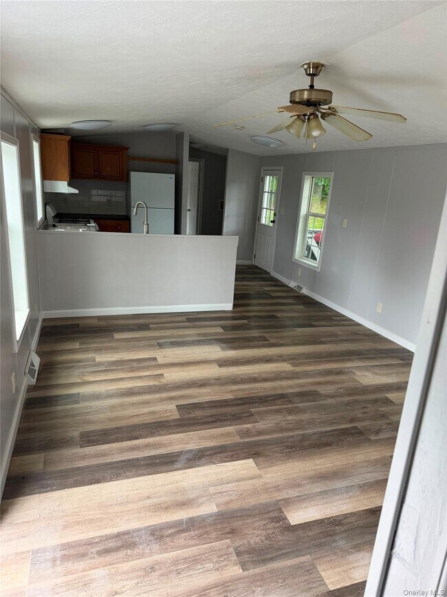 Building Photo - 5195 NY-52