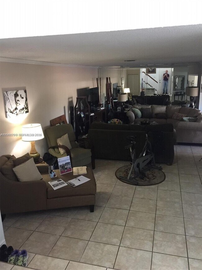 Building Photo - 2191 Bayberry Dr